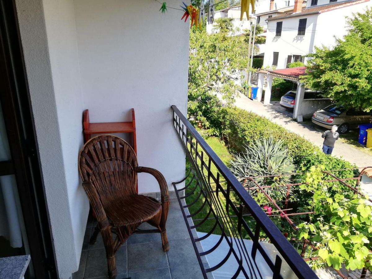 Appartamento Family Apartman Luka Rovigno Esterno foto