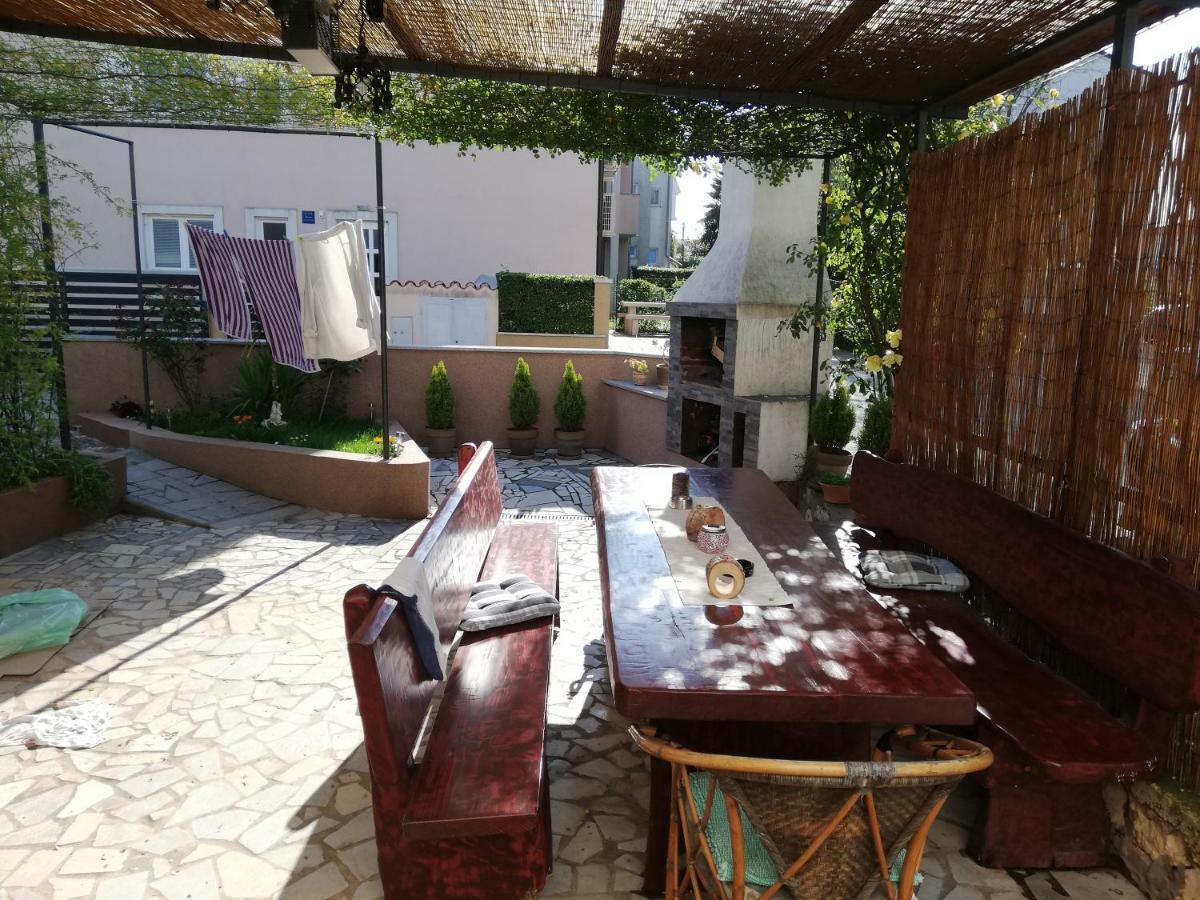 Appartamento Family Apartman Luka Rovigno Esterno foto